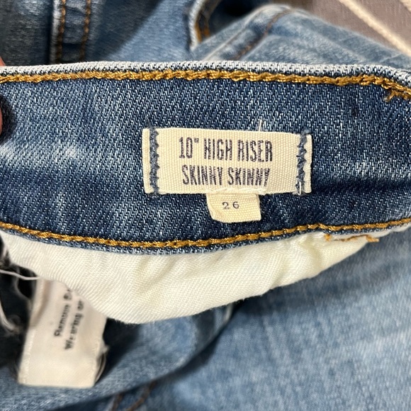 Madewell 10” High Riser Skinny Skinny Jeans - Picture 7 of 9